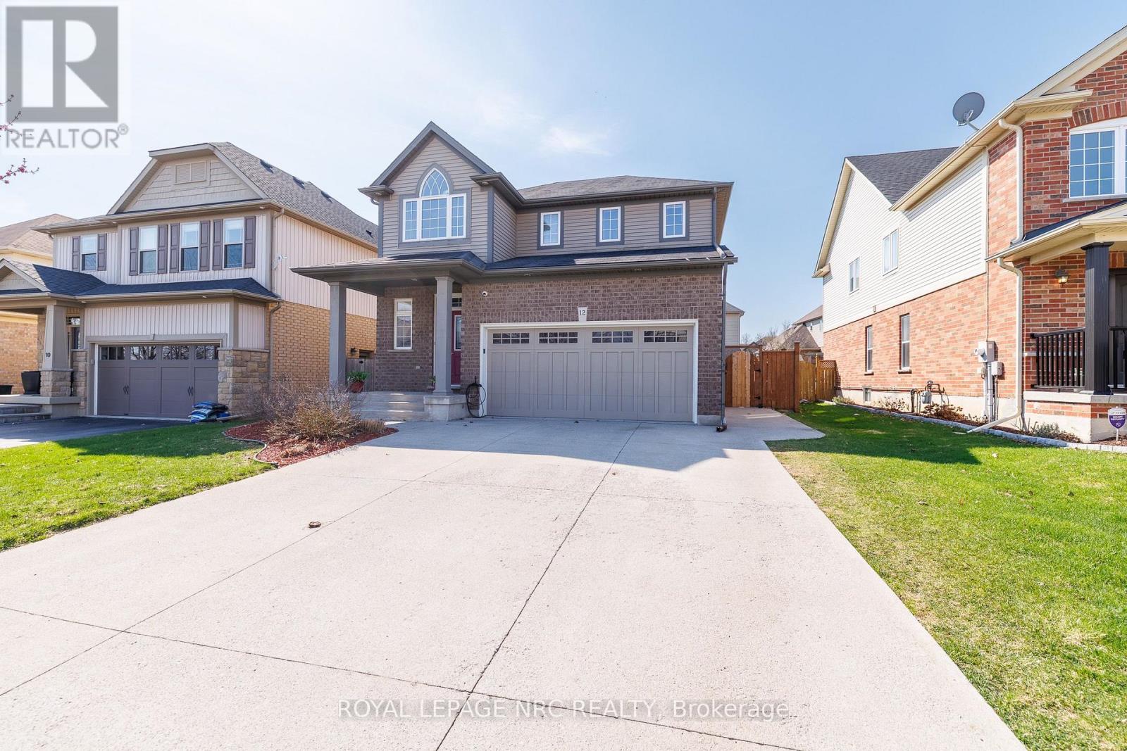 12 Wilfrid Laurier Crescent, St. Catharines, Ontario  L2P 0A4 - Photo 3 - X13564128