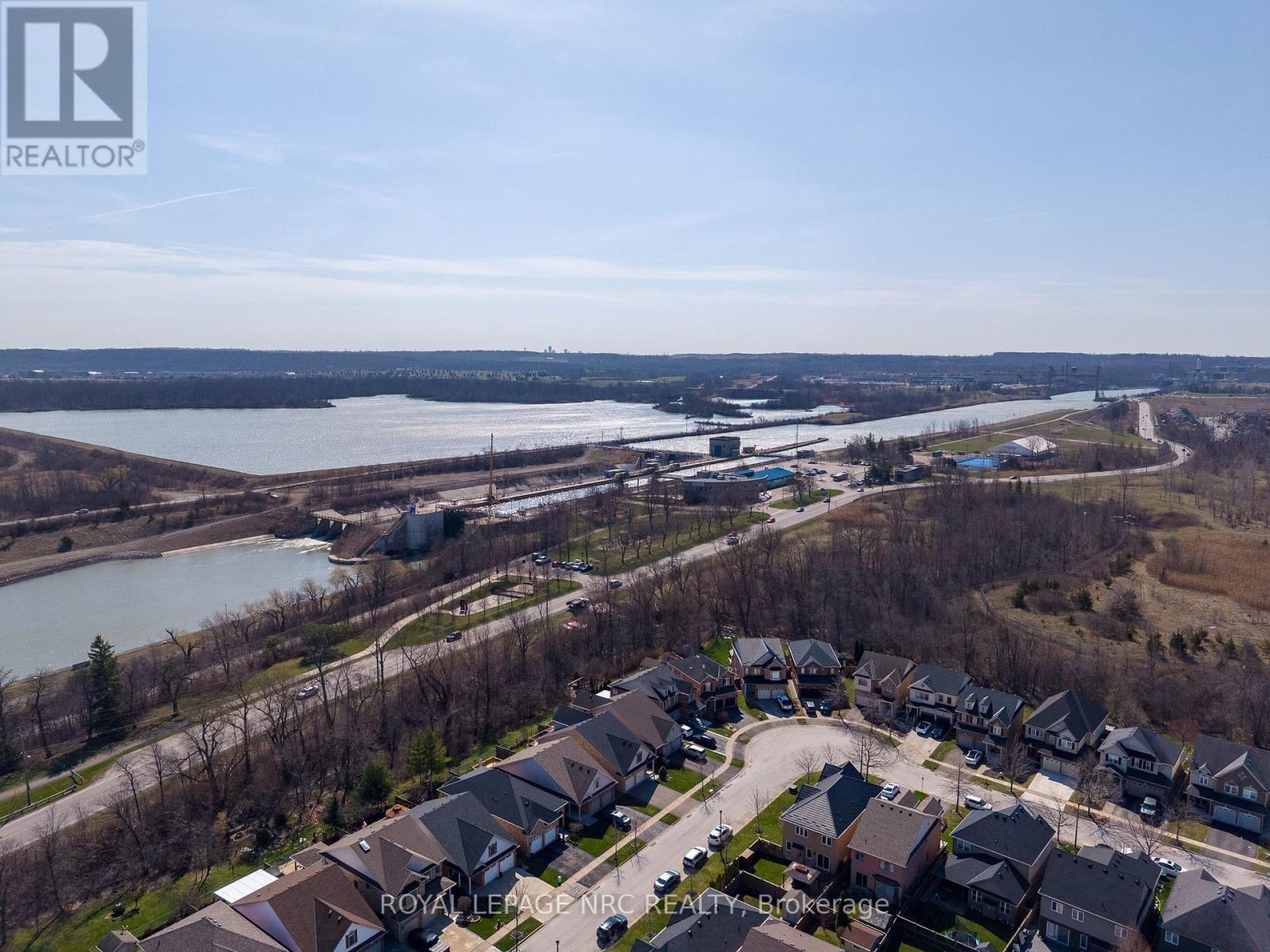 12 Wilfrid Laurier Crescent, St. Catharines, Ontario  L2P 0A4 - Photo 45 - X13564128