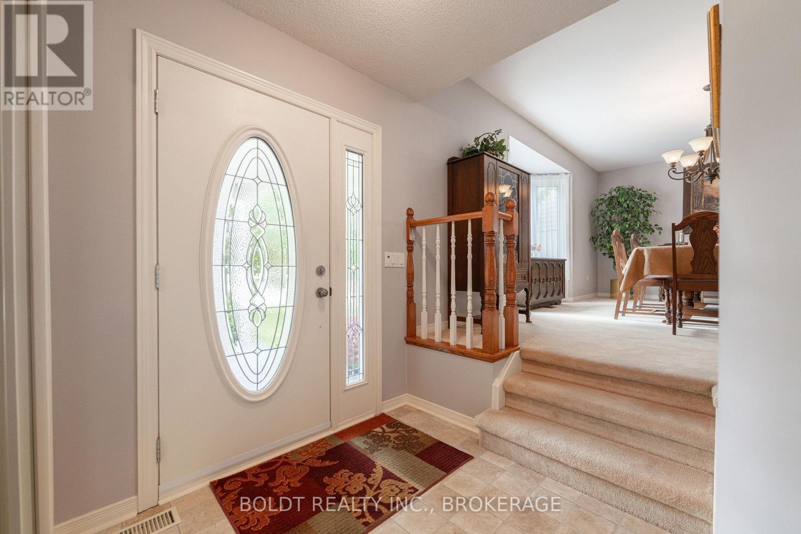 48 Homestead Drive, Niagara-On-The-Lake, Ontario  L0S 1J0 - Photo 6 - X13564318