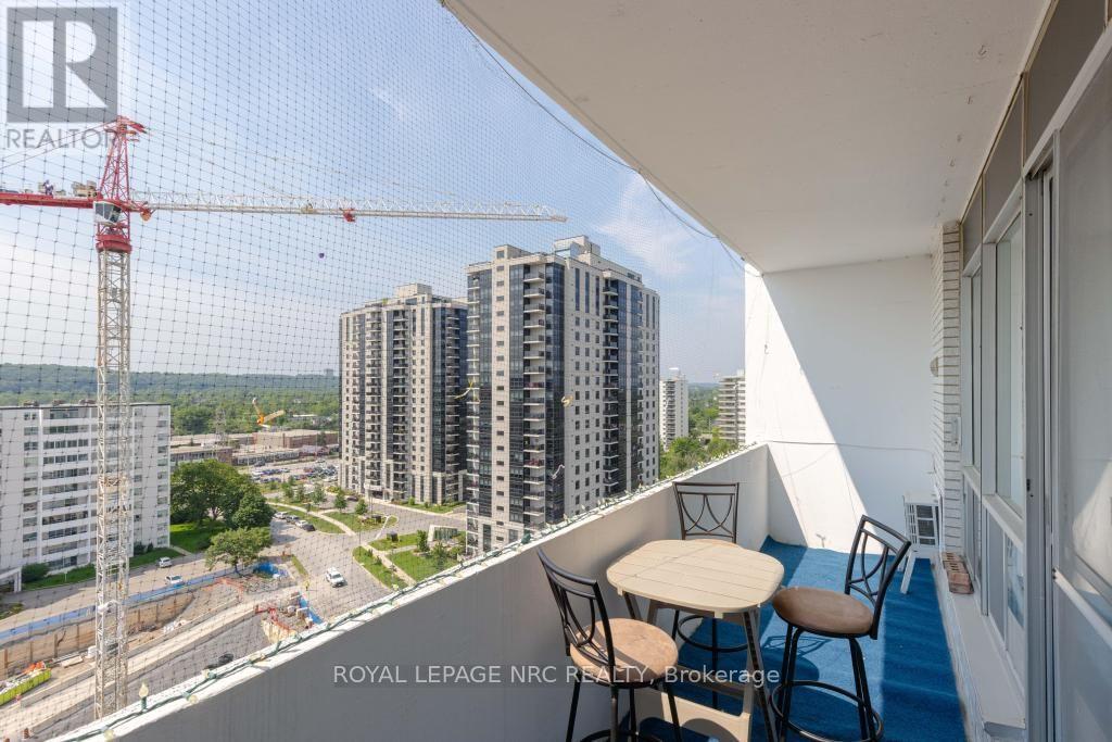 1301 - 15 Towering Heights Boulevard, St. Catharines, Ontario  L2T 3G7 - Photo 17 - X13564480