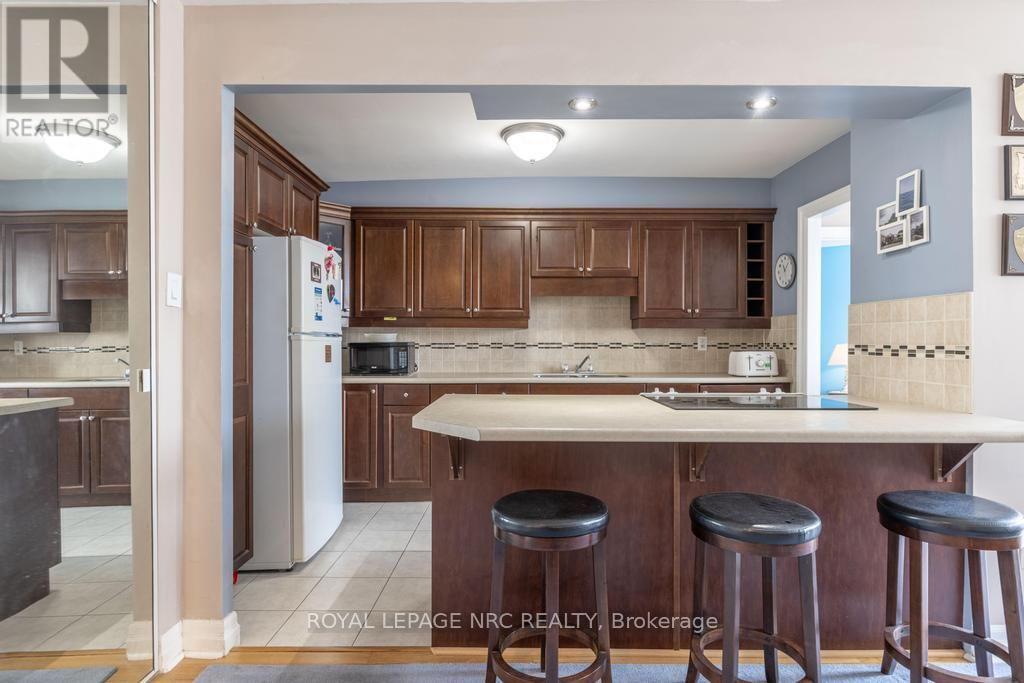 1301 - 15 Towering Heights Boulevard, St. Catharines, Ontario  L2T 3G7 - Photo 5 - X13564480