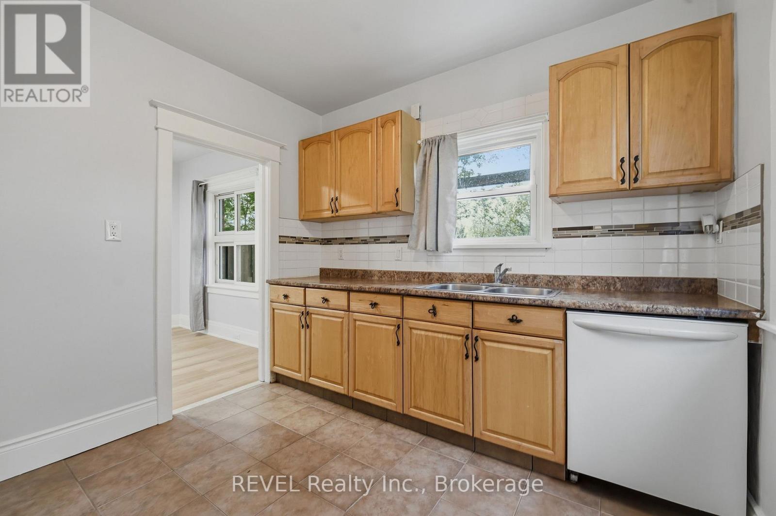 19 Victoria Street, Welland, Ontario  L3B 4L6 - Photo 12 - X13564500