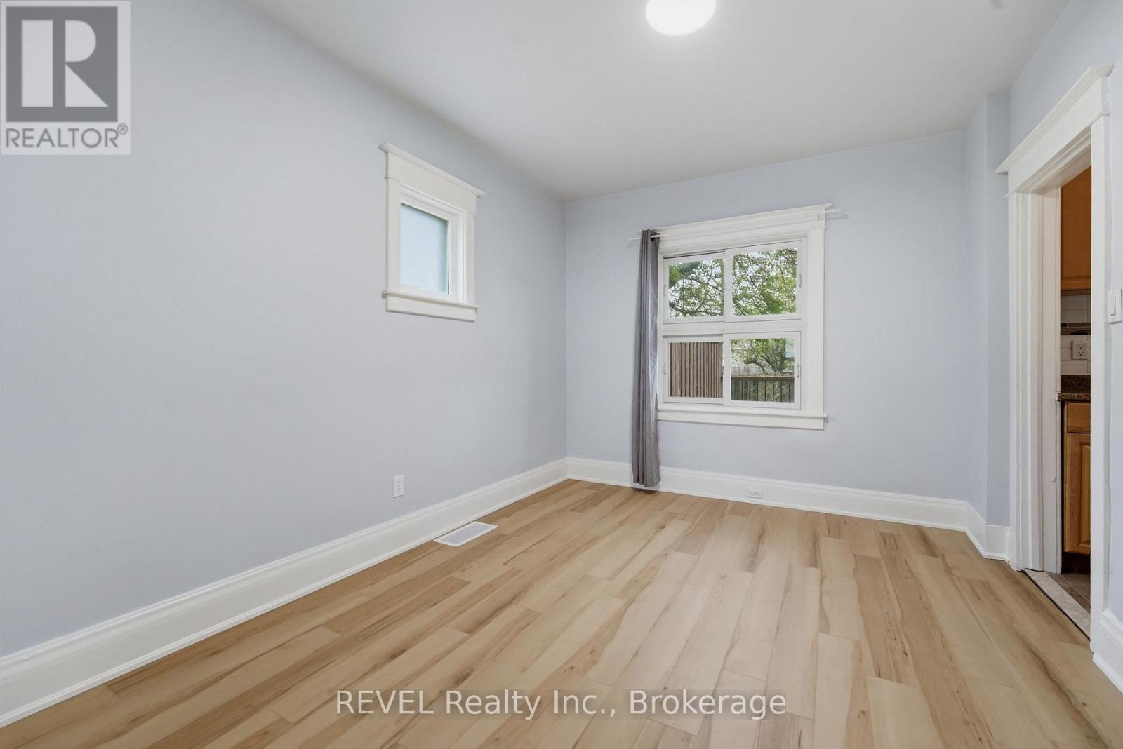 19 Victoria Street, Welland, Ontario  L3B 4L6 - Photo 7 - X13564500