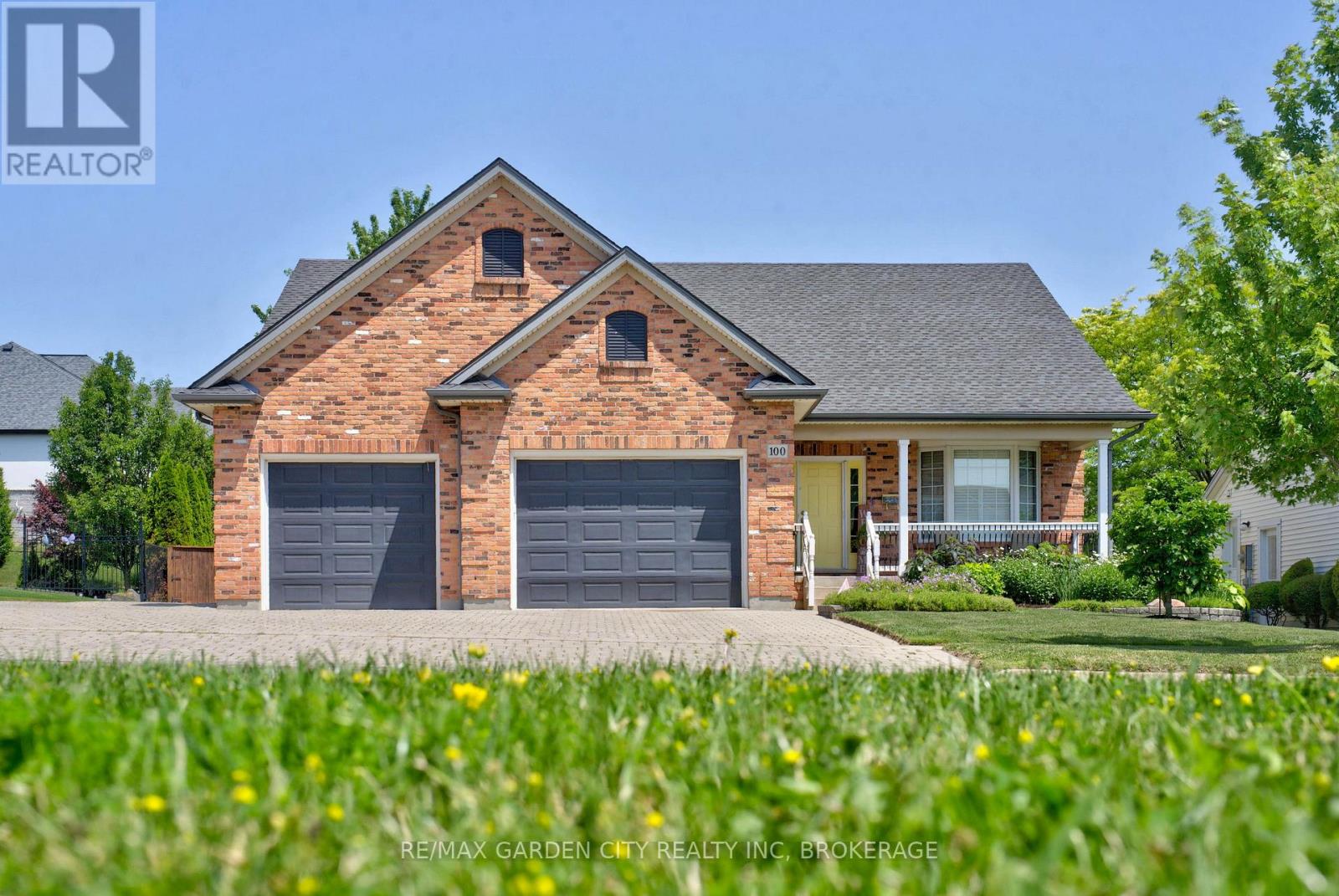 100 THOROLD ROAD E, Welland, Ontario