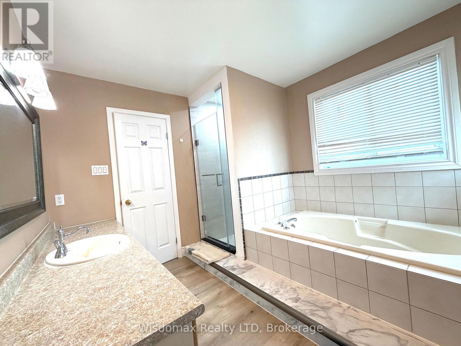 1 Crysler Crescent, Thorold, Ontario  L2V 5V2 - Photo 19 - X13565100