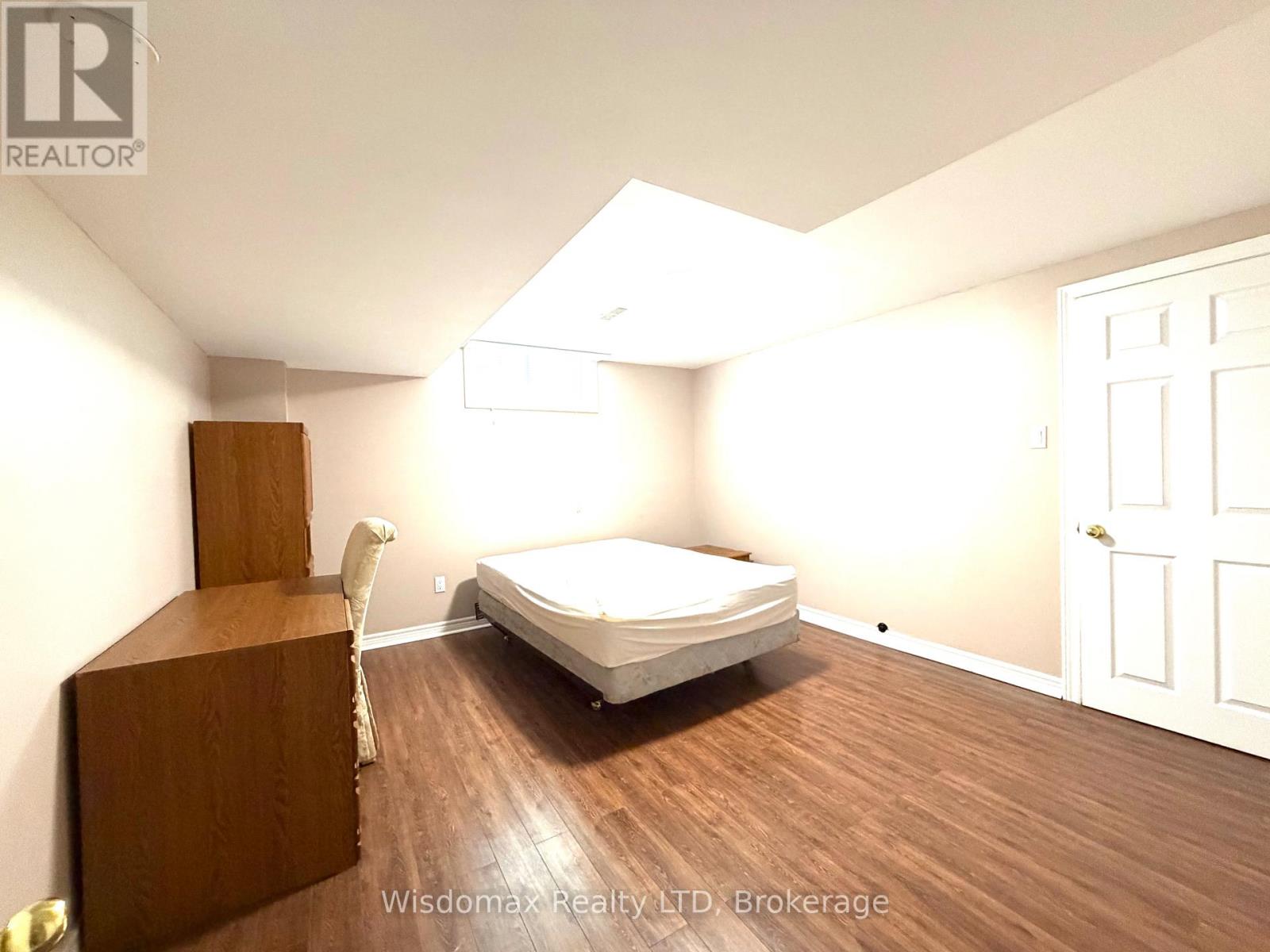 1 Crysler Crescent, Thorold, Ontario  L2V 5V2 - Photo 27 - X13565100