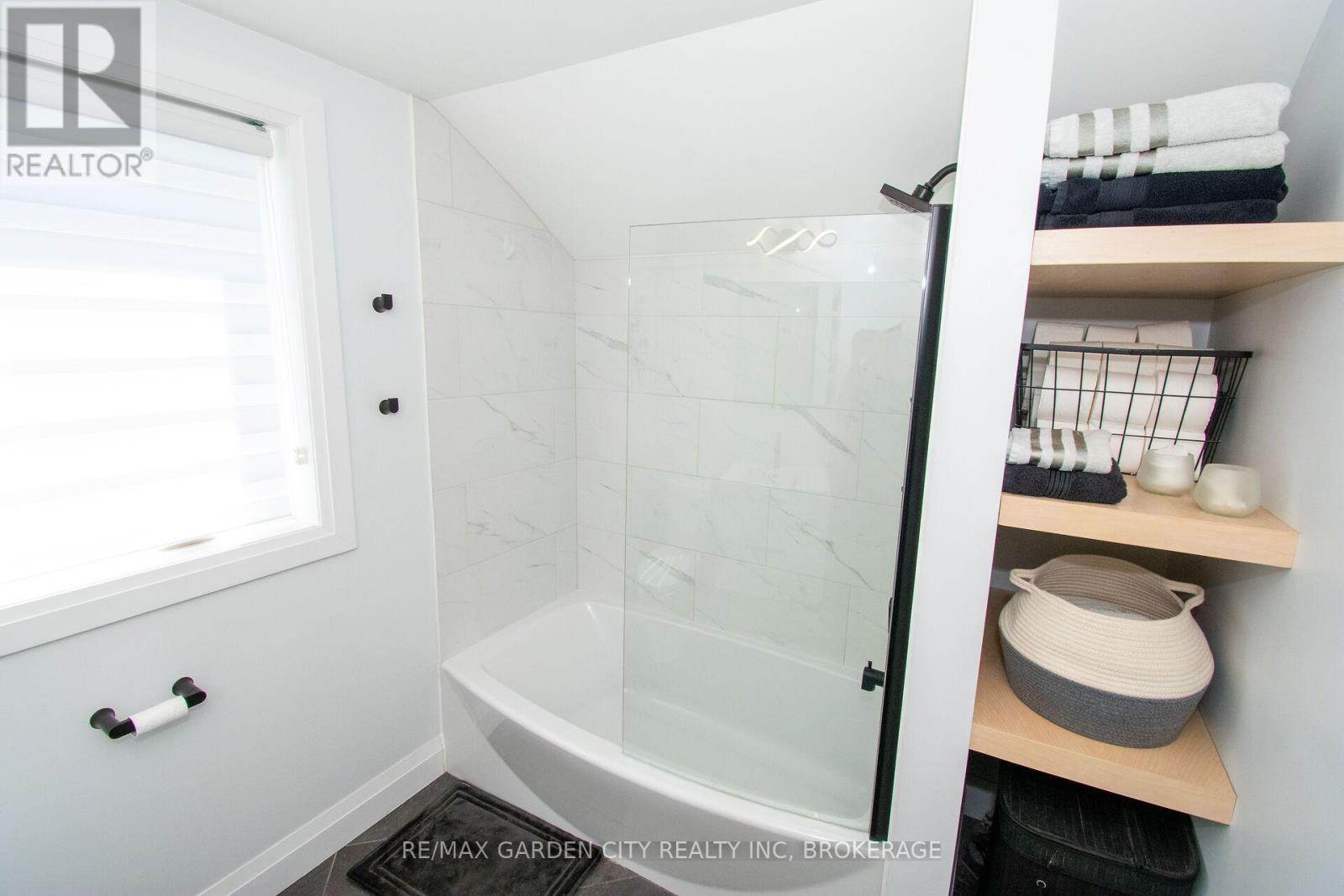 256 Scholfield Avenue S, Welland, Ontario  L3B 1N7 - Photo 26 - X13565116