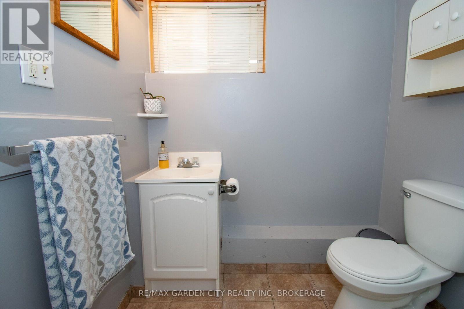 256 Scholfield Avenue S, Welland, Ontario  L3B 1N7 - Photo 31 - X13565116