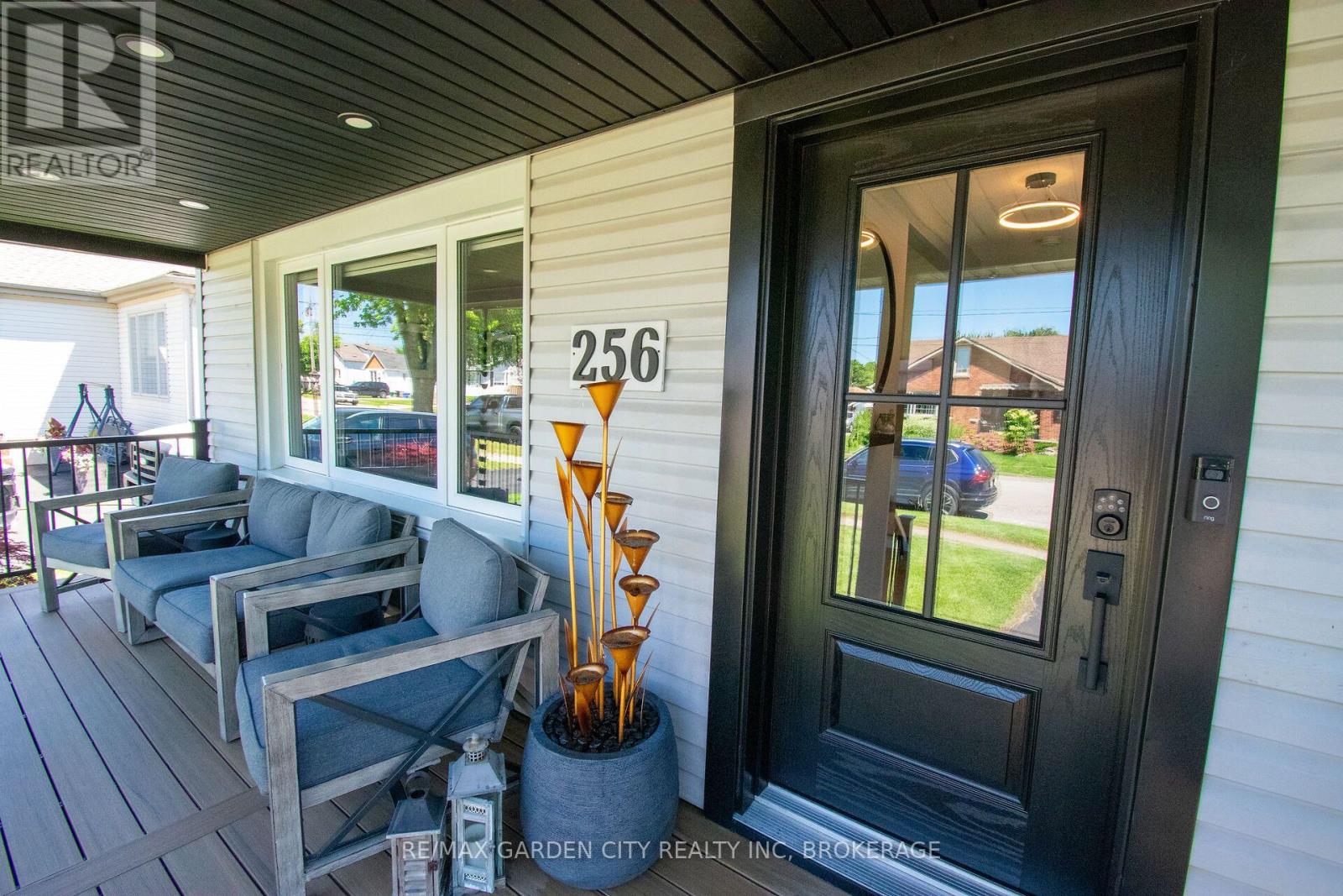 256 Scholfield Avenue S, Welland, Ontario  L3B 1N7 - Photo 5 - X13565116