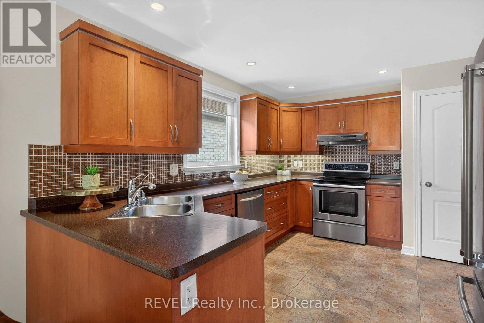 30 Bianca Drive, Niagara-On-The-Lake, Ontario  L0S 1T0 - Photo 16 - X13565196