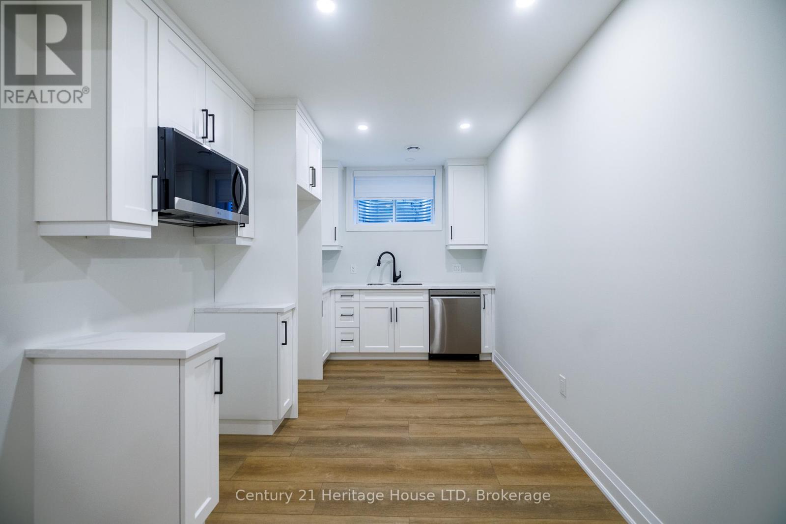 4 Meteor Street, St. Catharines, Ontario  L2S 2T1 - Photo 34 - X13565508