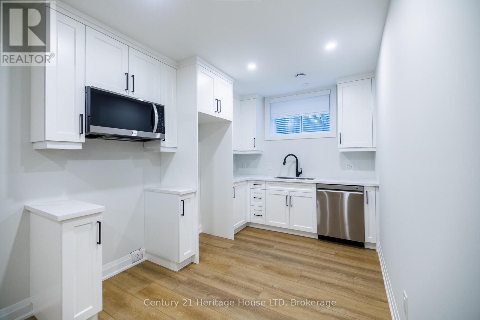 4 Meteor Street, St. Catharines, Ontario  L2S 2T1 - Photo 35 - X13565508