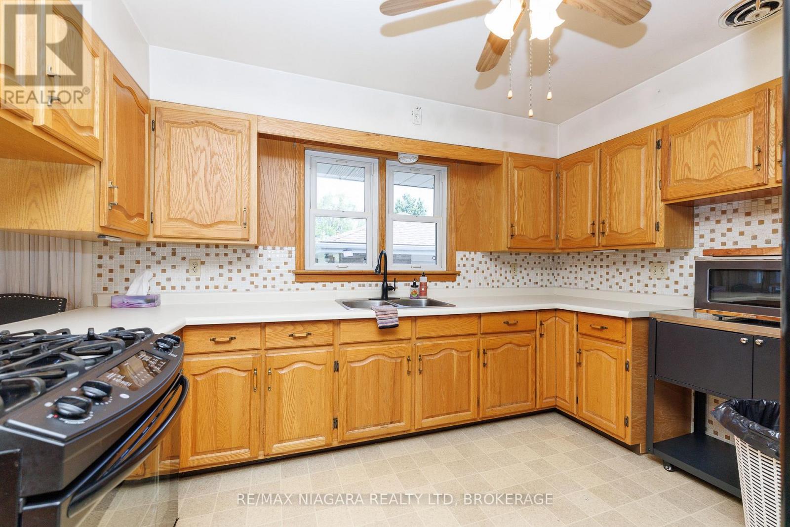 84 Second Street, Welland, Ontario  L3B 4T6 - Photo 12 - X13565516
