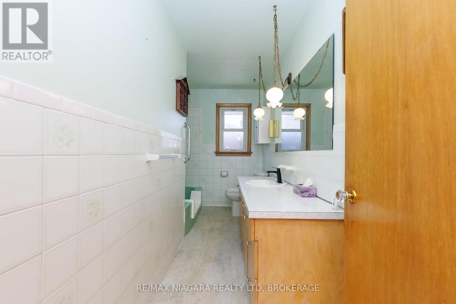 84 Second Street, Welland, Ontario  L3B 4T6 - Photo 22 - X13565516