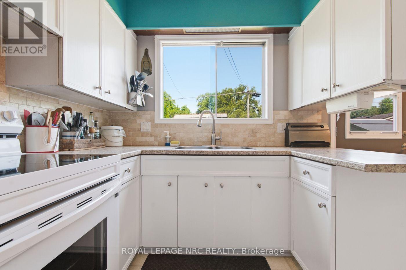 71 Wildwood Road, St. Catharines, Ontario  L2M 1E1 - Photo 14 - X13565648