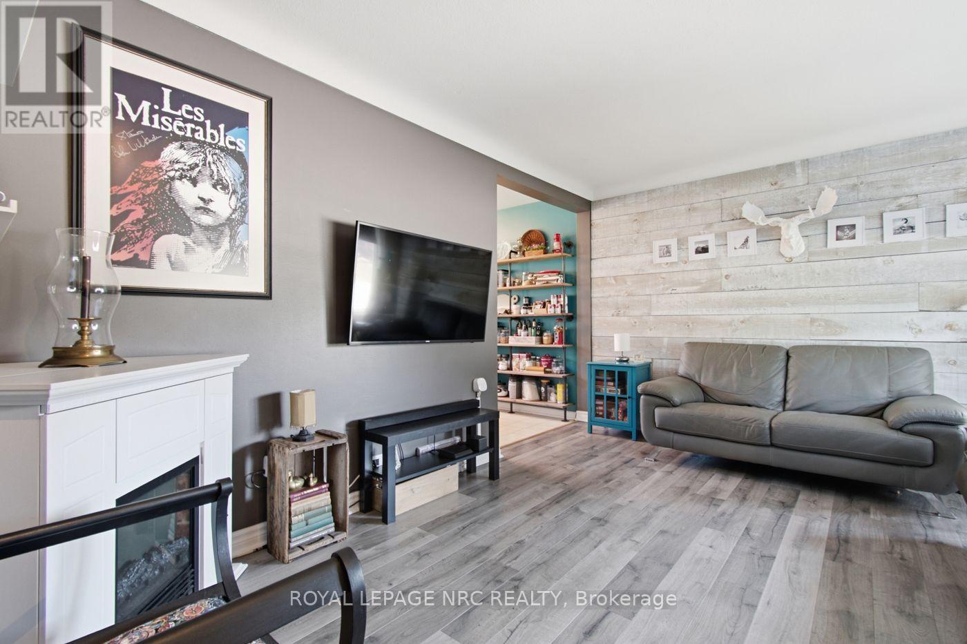 71 Wildwood Road, St. Catharines, Ontario  L2M 1E1 - Photo 5 - X13565648