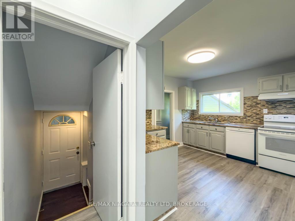 5576 Desson Avenue, Niagara Falls, Ontario  L2G 3T1 - Photo 12 - X13566314