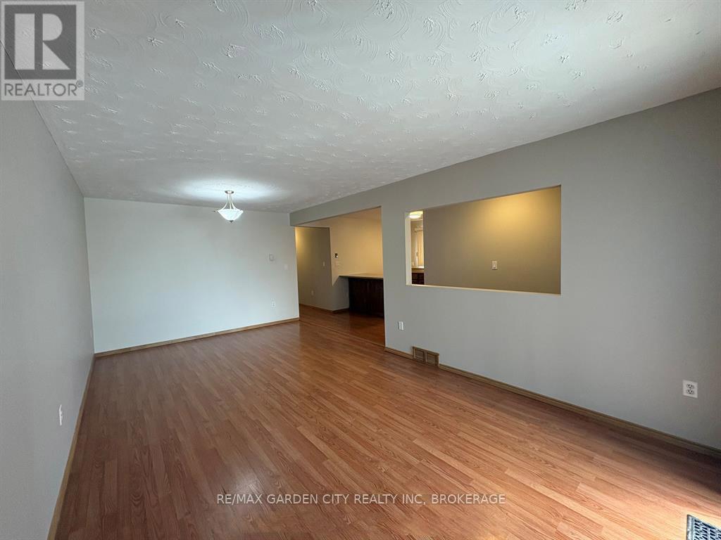 6141 Wildrose Crescent, Niagara Falls, Ontario  L2G 7T3 - Photo 11 - X13566502