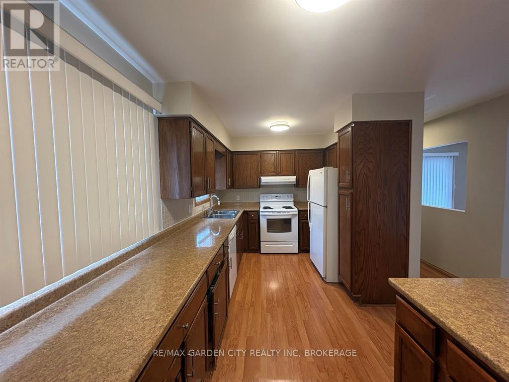 6141 Wildrose Crescent, Niagara Falls, Ontario  L2G 7T3 - Photo 6 - X13566502