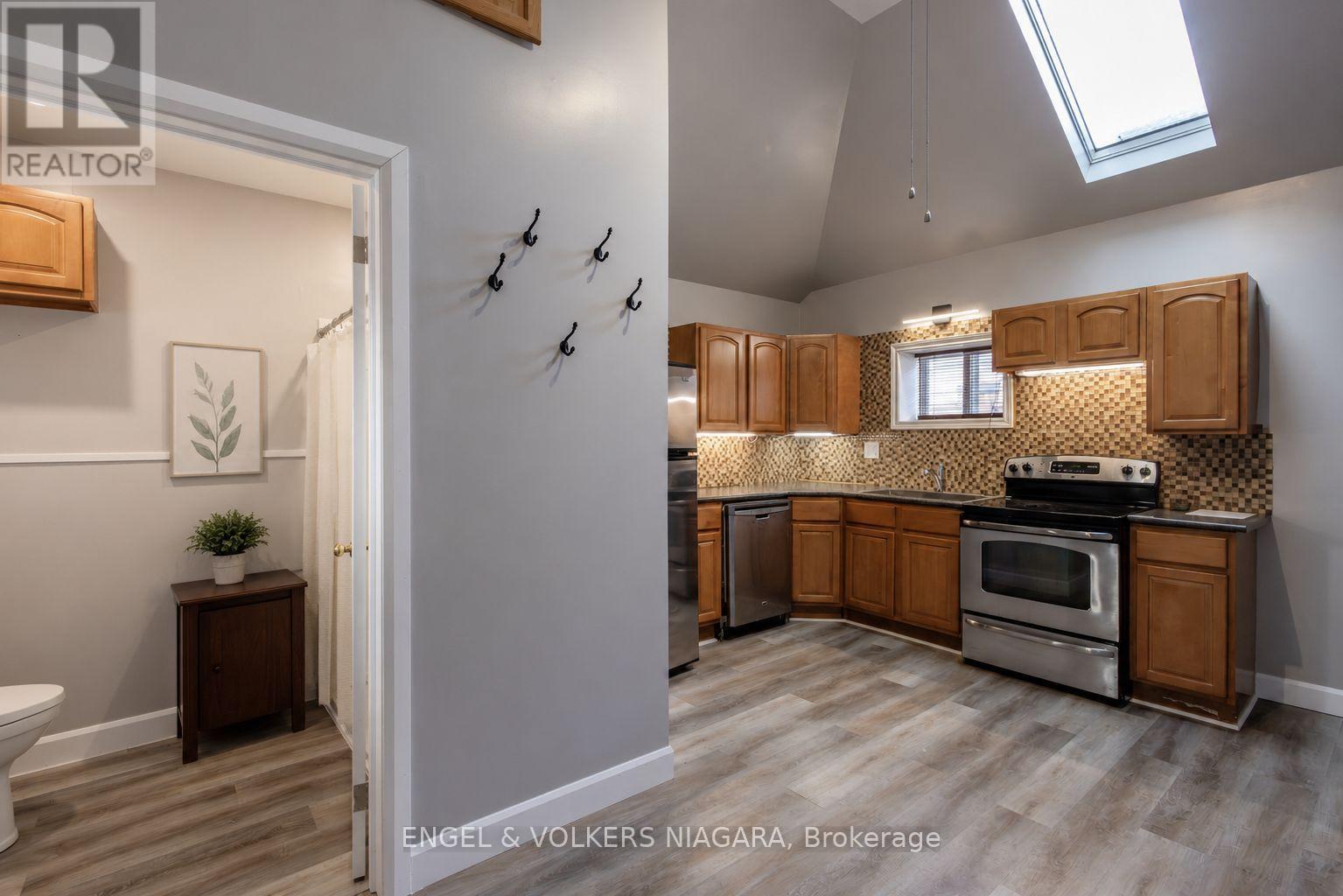 3786 St James Avenue, Niagara Falls, Ontario  L2J 2R1 - Photo 4 - X13566712