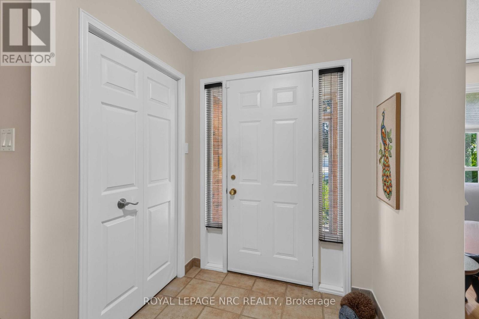 51 Forestview Drive, Hamilton, Ontario  L9H 6M7 - Photo 4 - X13566718