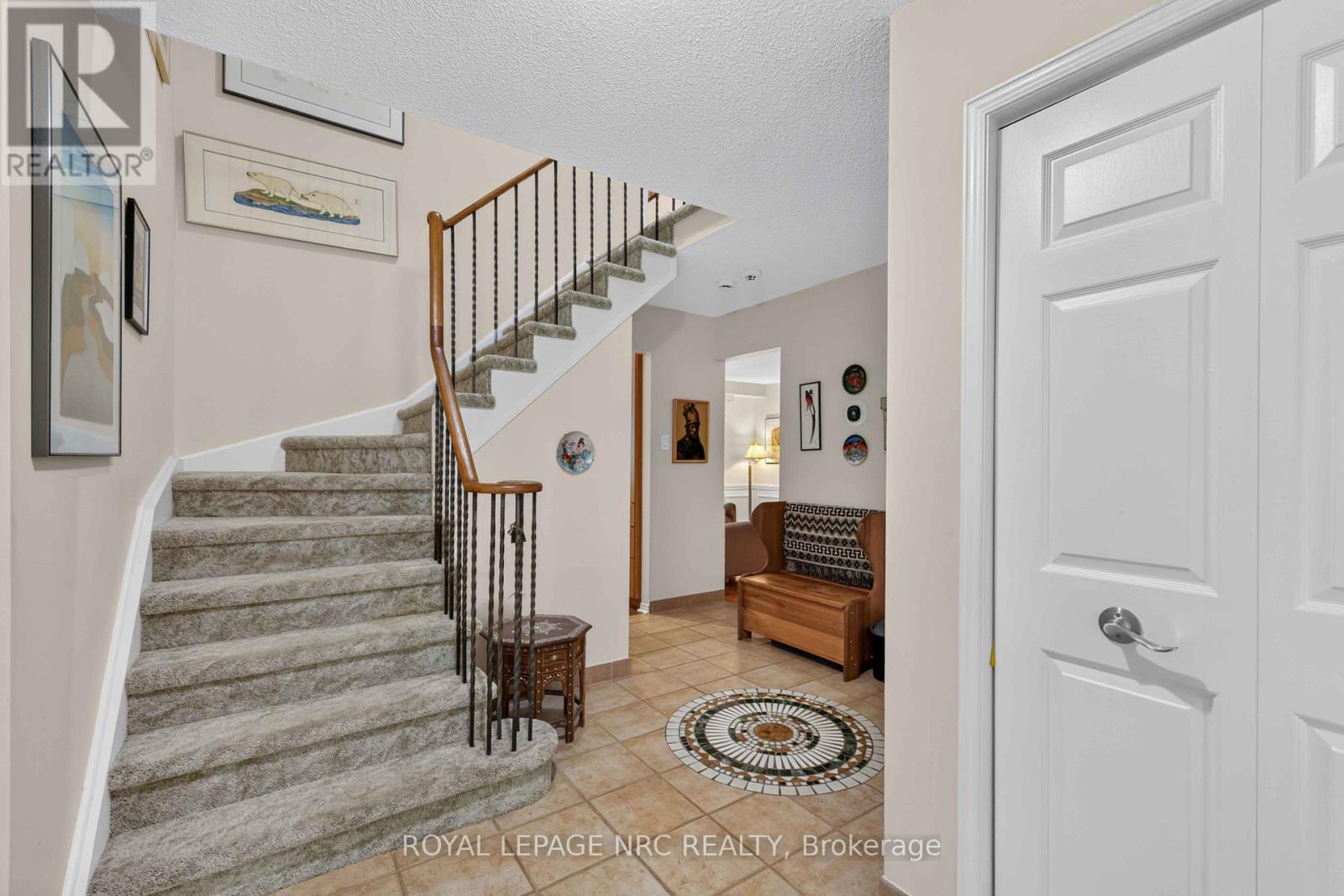 51 Forestview Drive, Hamilton, Ontario  L9H 6M7 - Photo 6 - X13566718