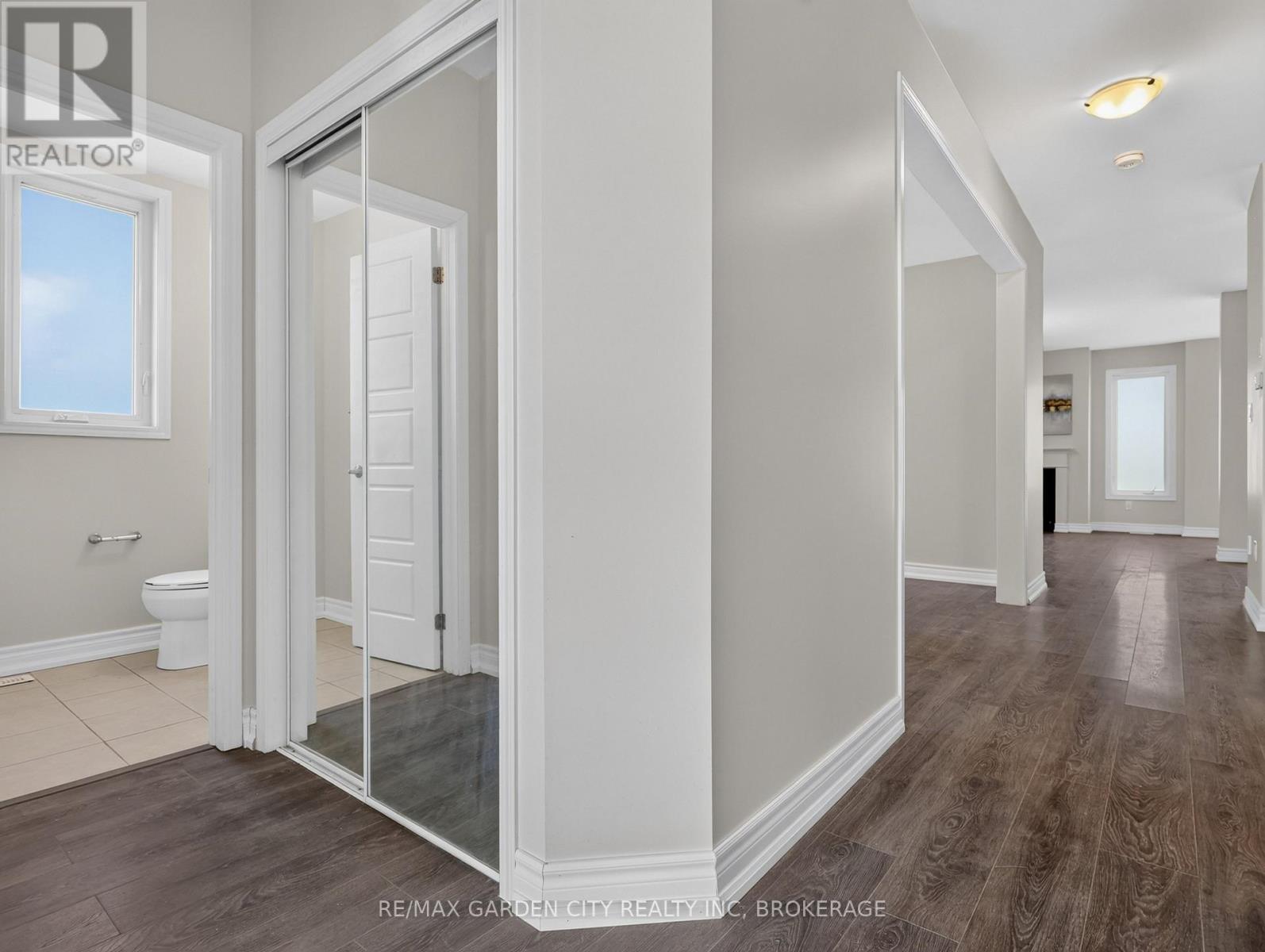 7568 Tupelo Crescent, Niagara Falls, Ontario  L2H 3S5 - Photo 10 - X13567798