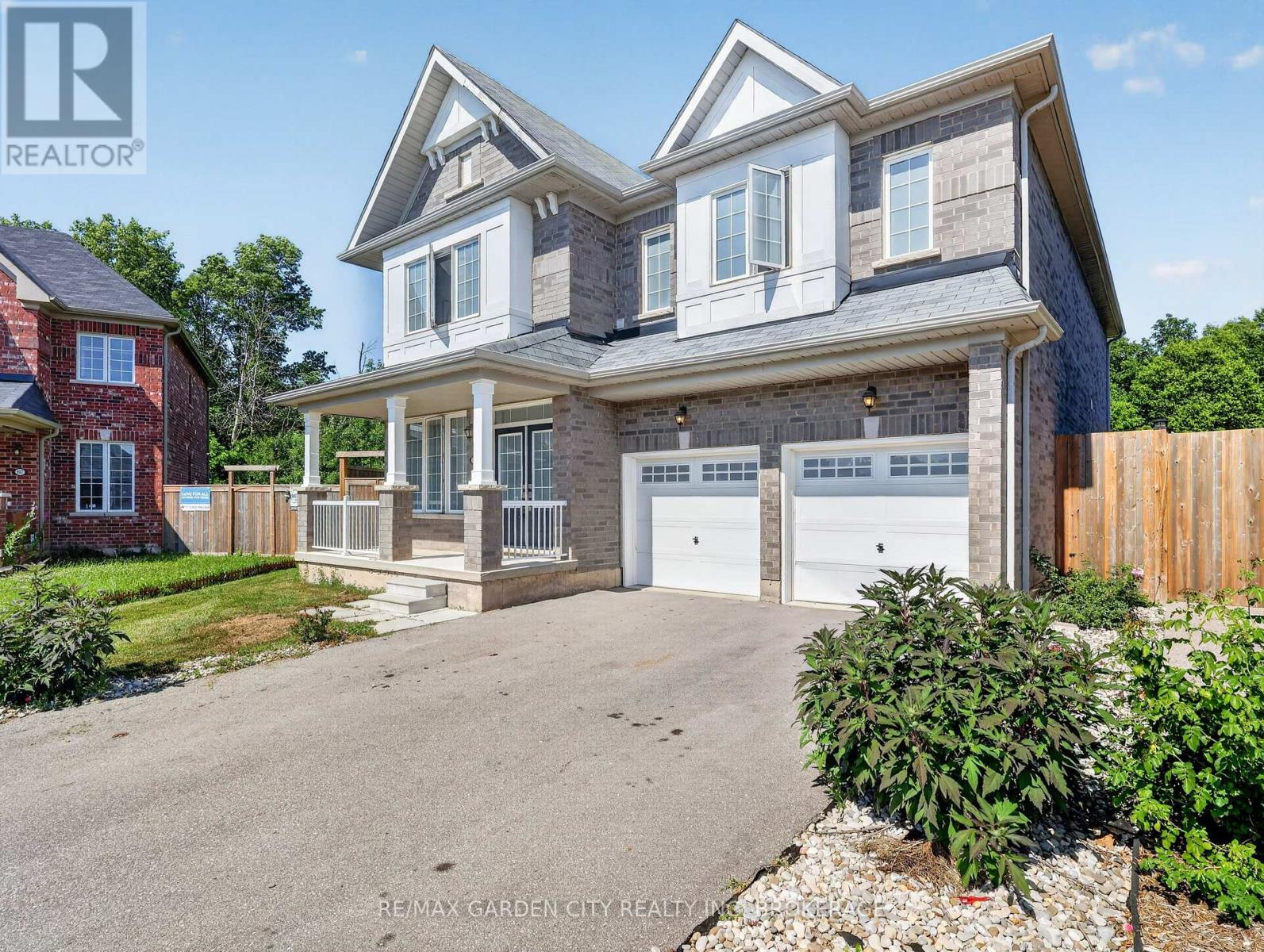 7568 Tupelo Crescent, Niagara Falls, Ontario  L2H 3S5 - Photo 2 - X13567798