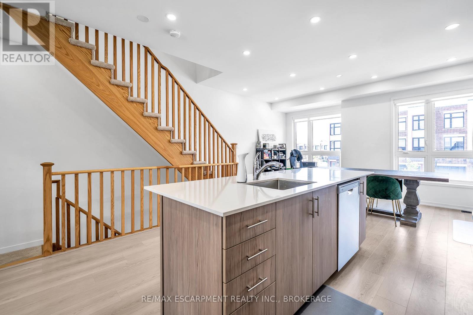 31 Pegler Street, Ajax, Ontario  L1S 7M3 - Photo 19 - E13568004