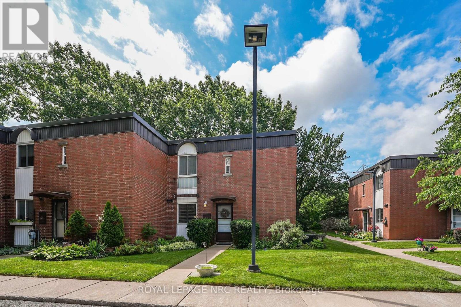 62 - 6453 COLBORNE STREET, Niagara Falls, Ontario