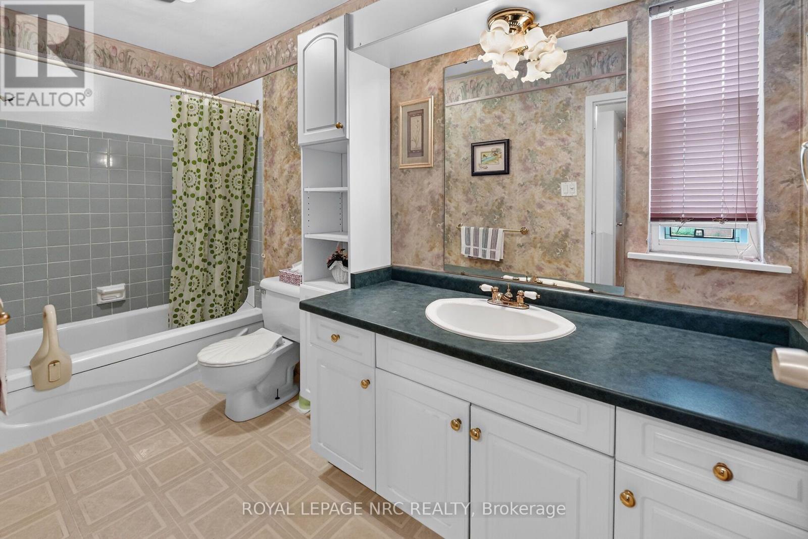 62 - 6453 Colborne Street, Niagara Falls, Ontario  L2J 1E7 - Photo 11 - X13568060
