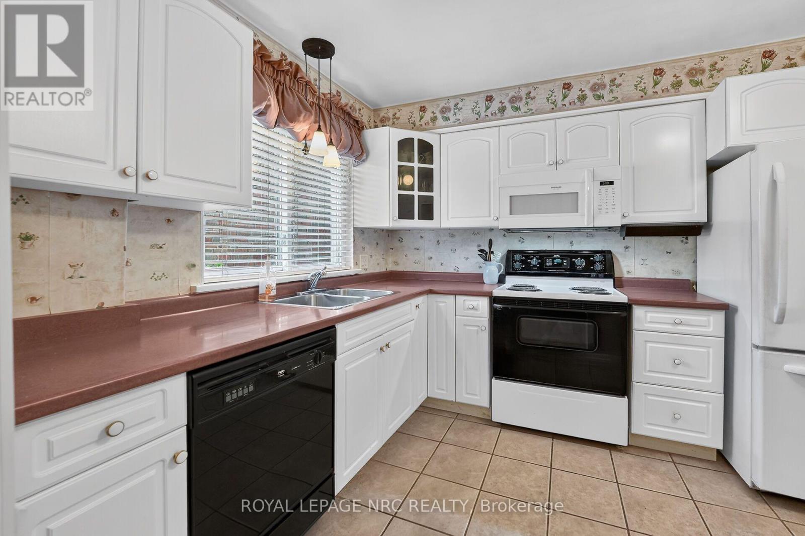 62 - 6453 Colborne Street, Niagara Falls, Ontario  L2J 1E7 - Photo 5 - X13568060