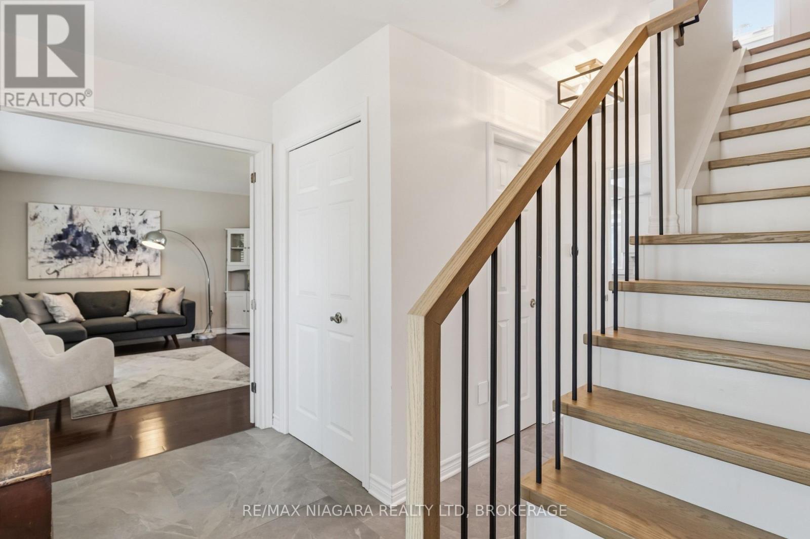 18 Courtleigh Road, St. Catharines, Ontario  L2N 7E8 - Photo 4 - X13568532