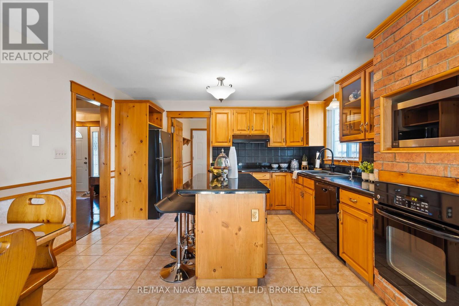 6370 Emma Street, Niagara Falls, Ontario  L2J 4H7 - Photo 14 - X13568618