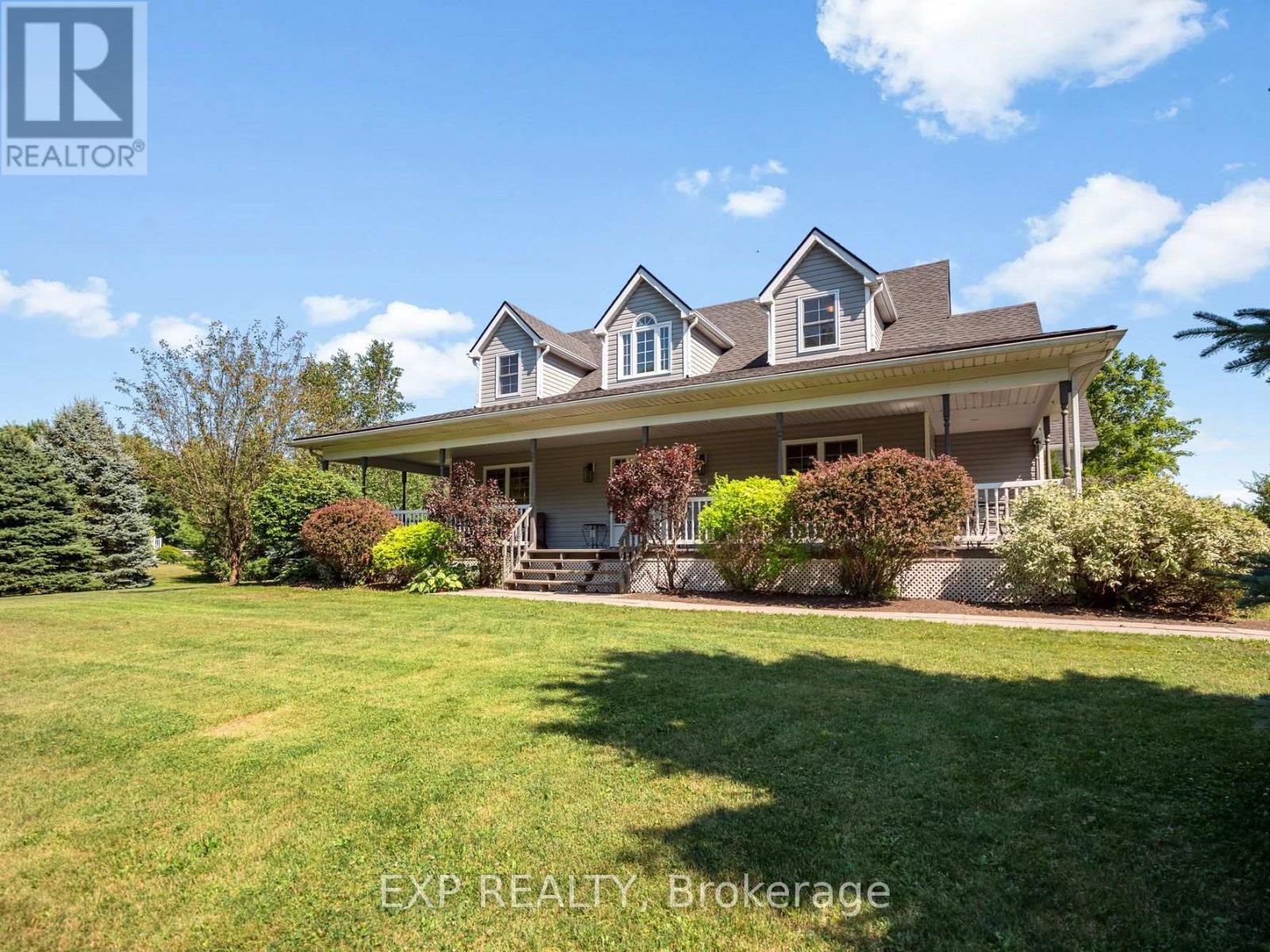 1578 Ridge Road N, Fort Erie, Ontario  L0S 1N0 - Photo 2 - X13568900
