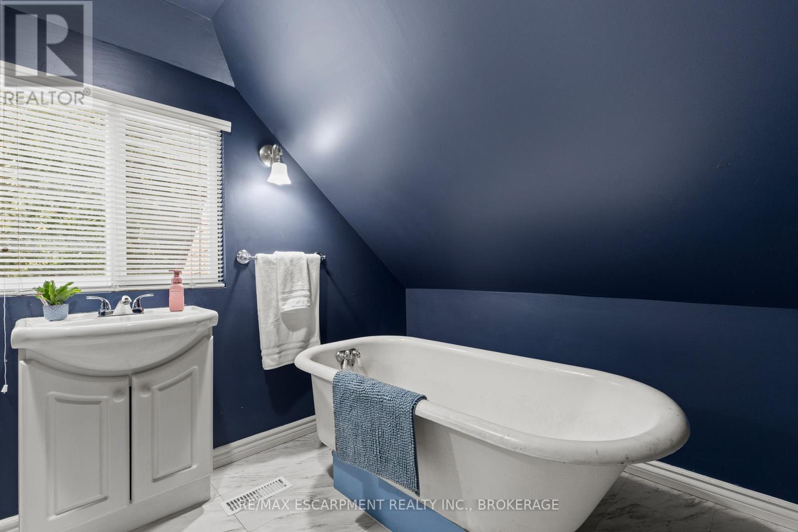 25 Mckinstry Street, Hamilton, Ontario  L8L 6C2 - Photo 22 - X13569296
