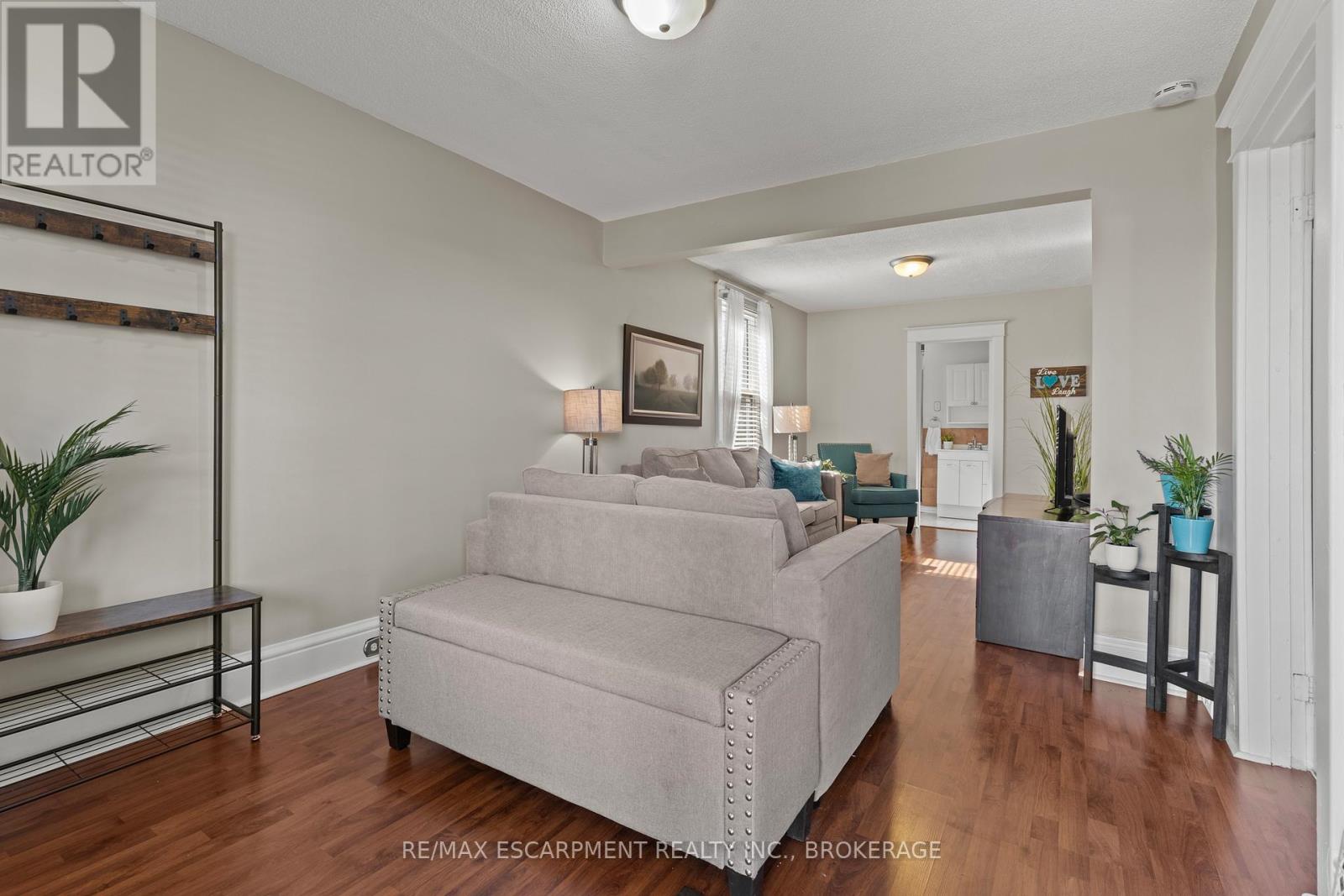 25 Mckinstry Street, Hamilton, Ontario  L8L 6C2 - Photo 5 - X13569296