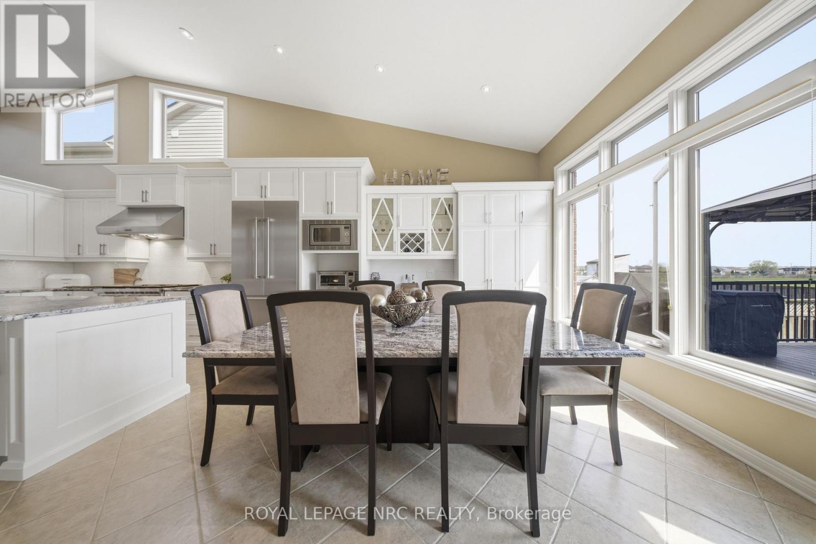 8684 Mcgarry Drive, Niagara Falls, Ontario  L2H 3N7 - Photo 11 - X13569700