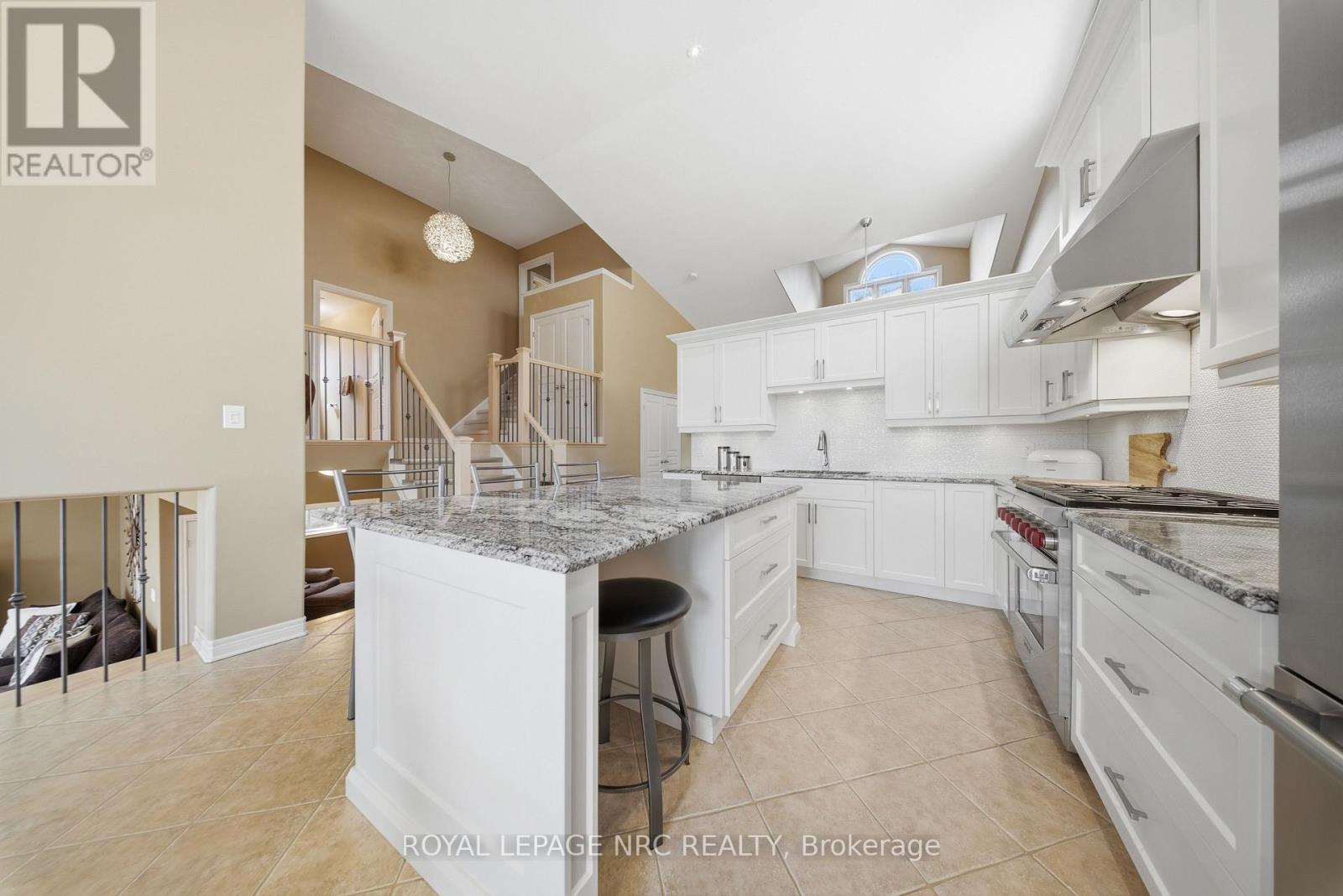 8684 Mcgarry Drive, Niagara Falls, Ontario  L2H 3N7 - Photo 12 - X13569700