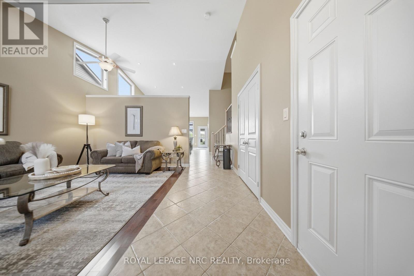 8684 Mcgarry Drive, Niagara Falls, Ontario  L2H 3N7 - Photo 13 - X13569700
