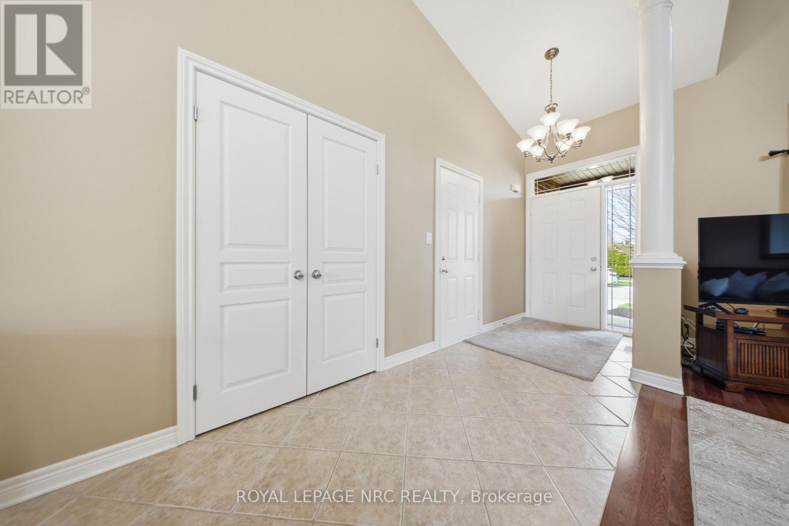 8684 Mcgarry Drive, Niagara Falls, Ontario  L2H 3N7 - Photo 19 - X13569700