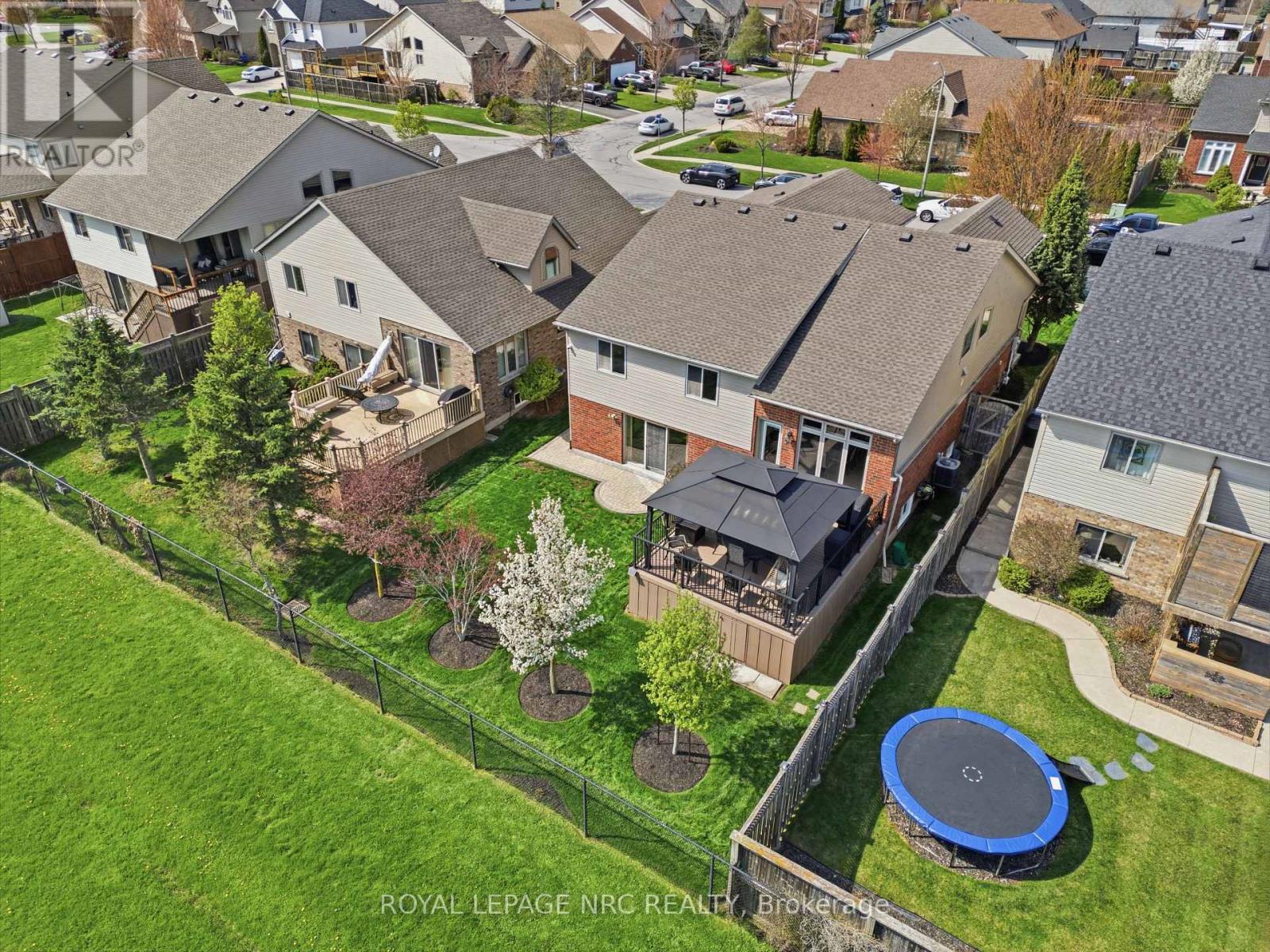 8684 Mcgarry Drive, Niagara Falls, Ontario  L2H 3N7 - Photo 38 - X13569700