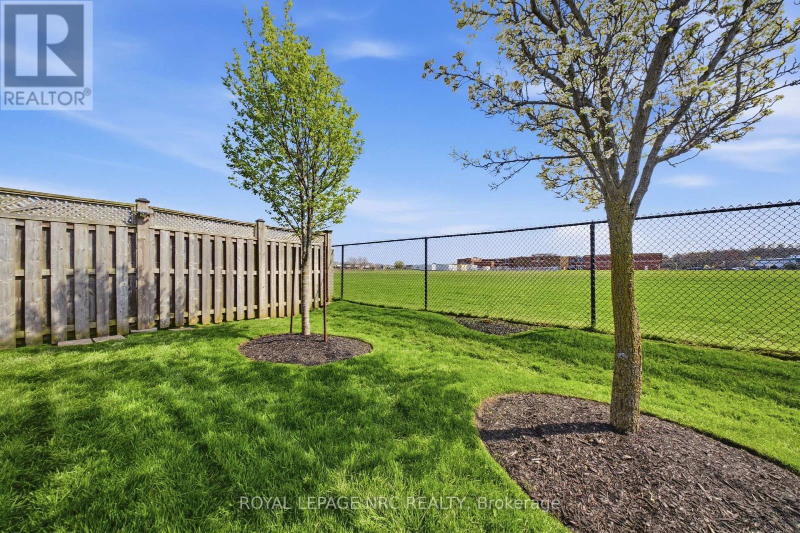 8684 Mcgarry Drive, Niagara Falls, Ontario  L2H 3N7 - Photo 43 - X13569700