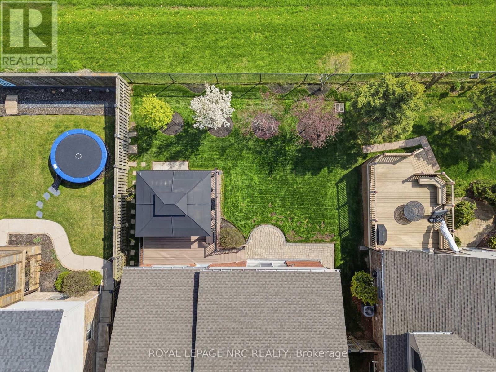 8684 Mcgarry Drive, Niagara Falls, Ontario  L2H 3N7 - Photo 49 - X13569700