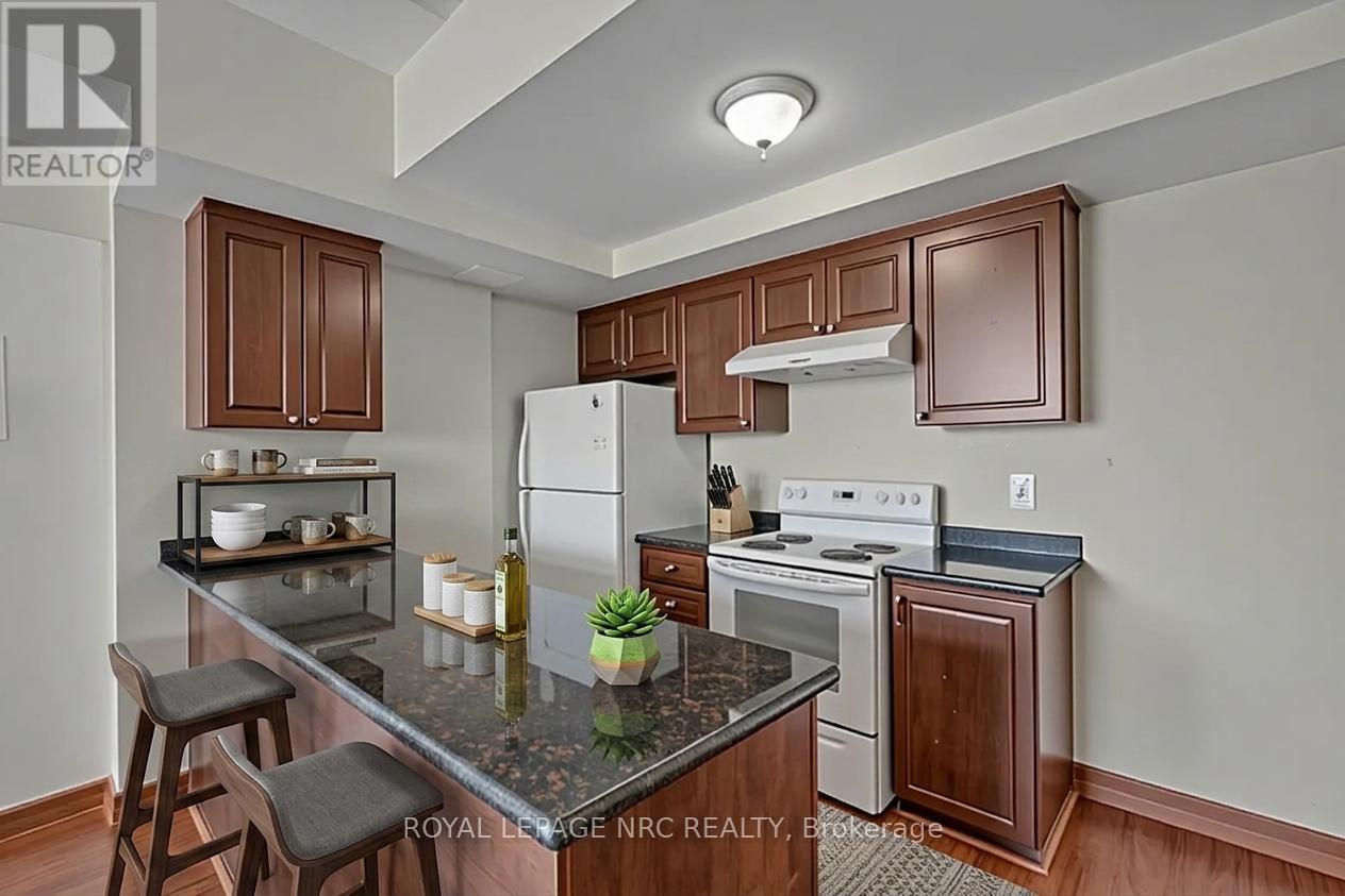 Ph 6 - 15 Maplewood Avenue, Toronto, Ontario  M6C 4B4 - Photo 15 - C13569798