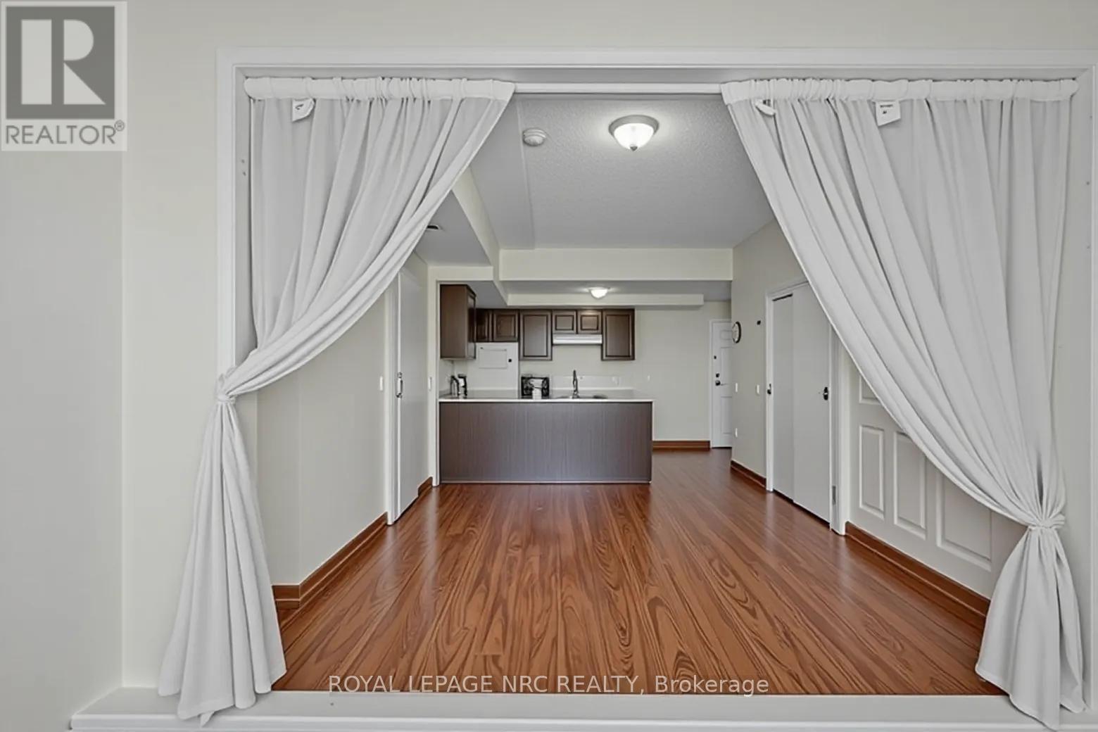 Ph 6 - 15 Maplewood Avenue, Toronto, Ontario  M6C 4B4 - Photo 22 - C13569798