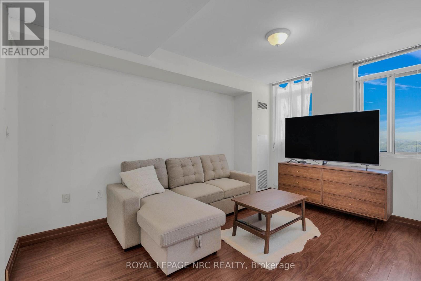 Ph 6 - 15 Maplewood Avenue, Toronto, Ontario  M6C 4B4 - Photo 28 - C13569798