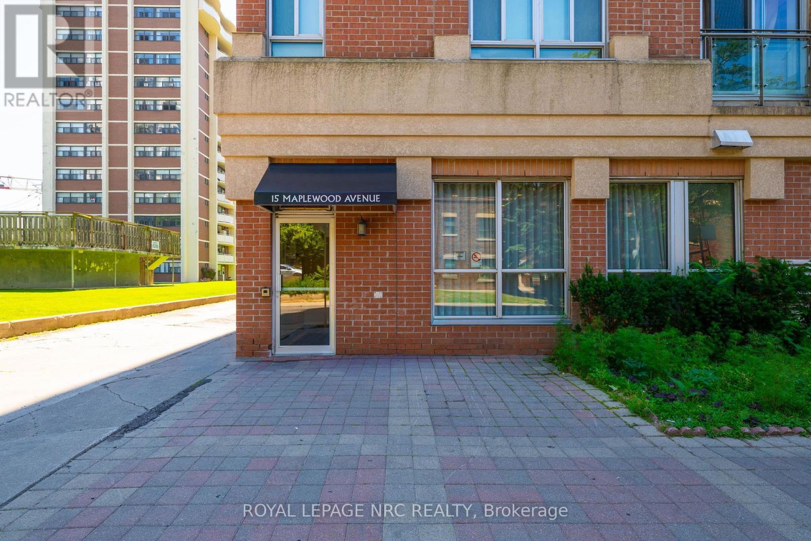 Ph 6 - 15 Maplewood Avenue, Toronto, Ontario  M6C 4B4 - Photo 3 - C13569798