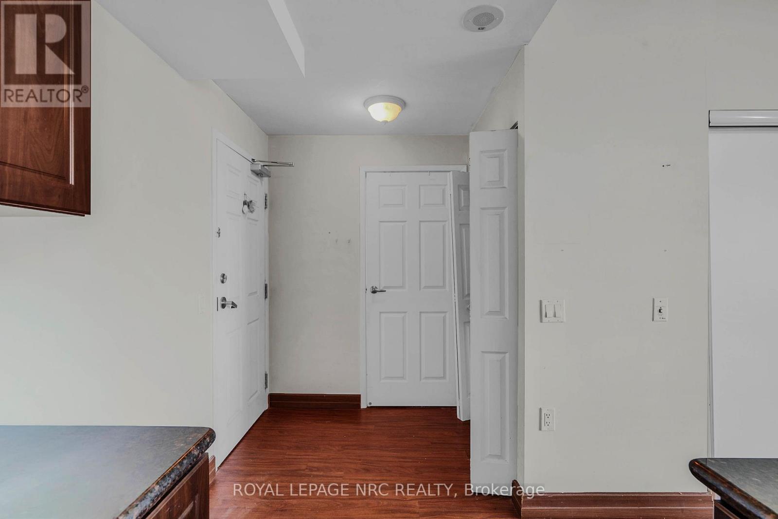 Ph 6 - 15 Maplewood Avenue, Toronto, Ontario  M6C 4B4 - Photo 6 - C13569798