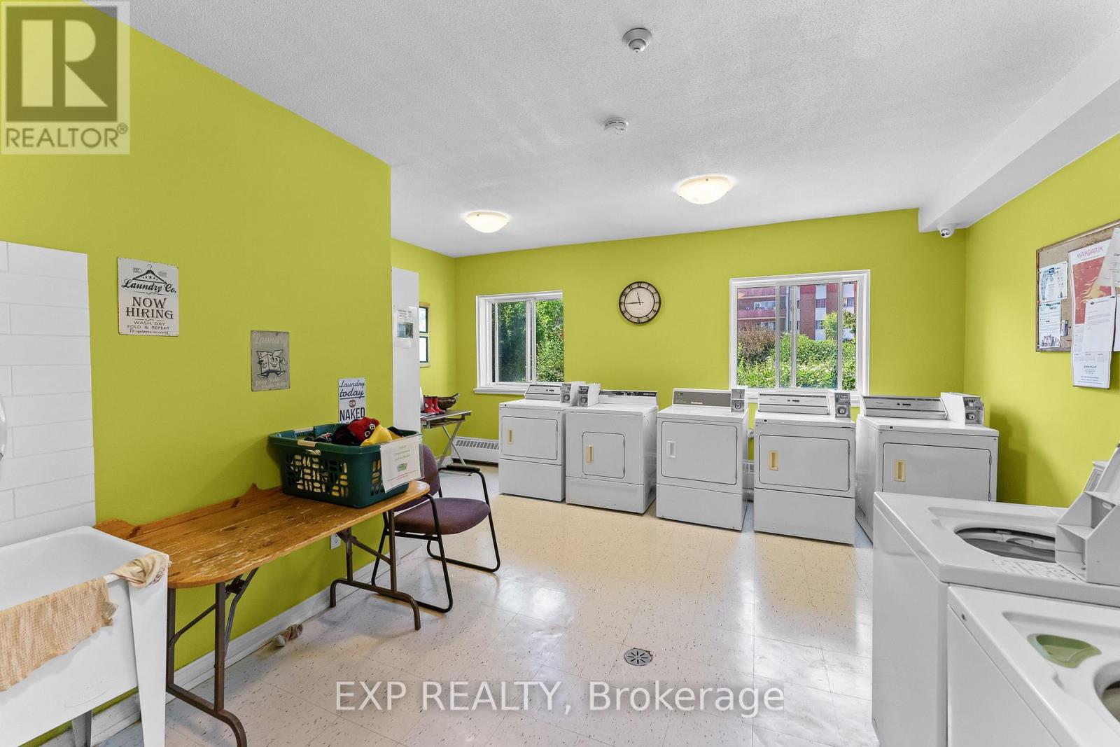 403 - 2485 Woking Crescent, Mississauga, Ontario  L5K 1Z6 - Photo 28 - W13570162